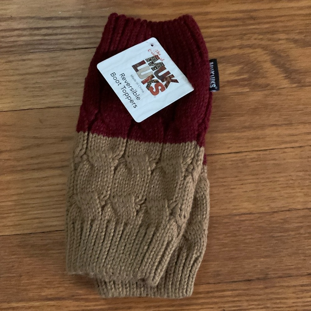 Muk Luks reversible boot toppers